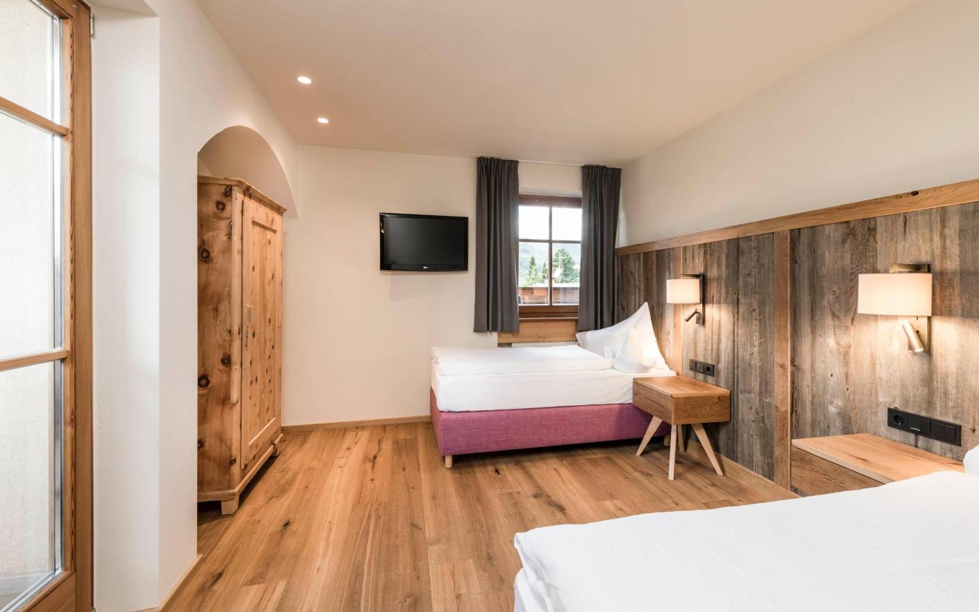Mirabell Dolomites Hotel - Luxury Ayurveda & Spa Olang Exterior photo