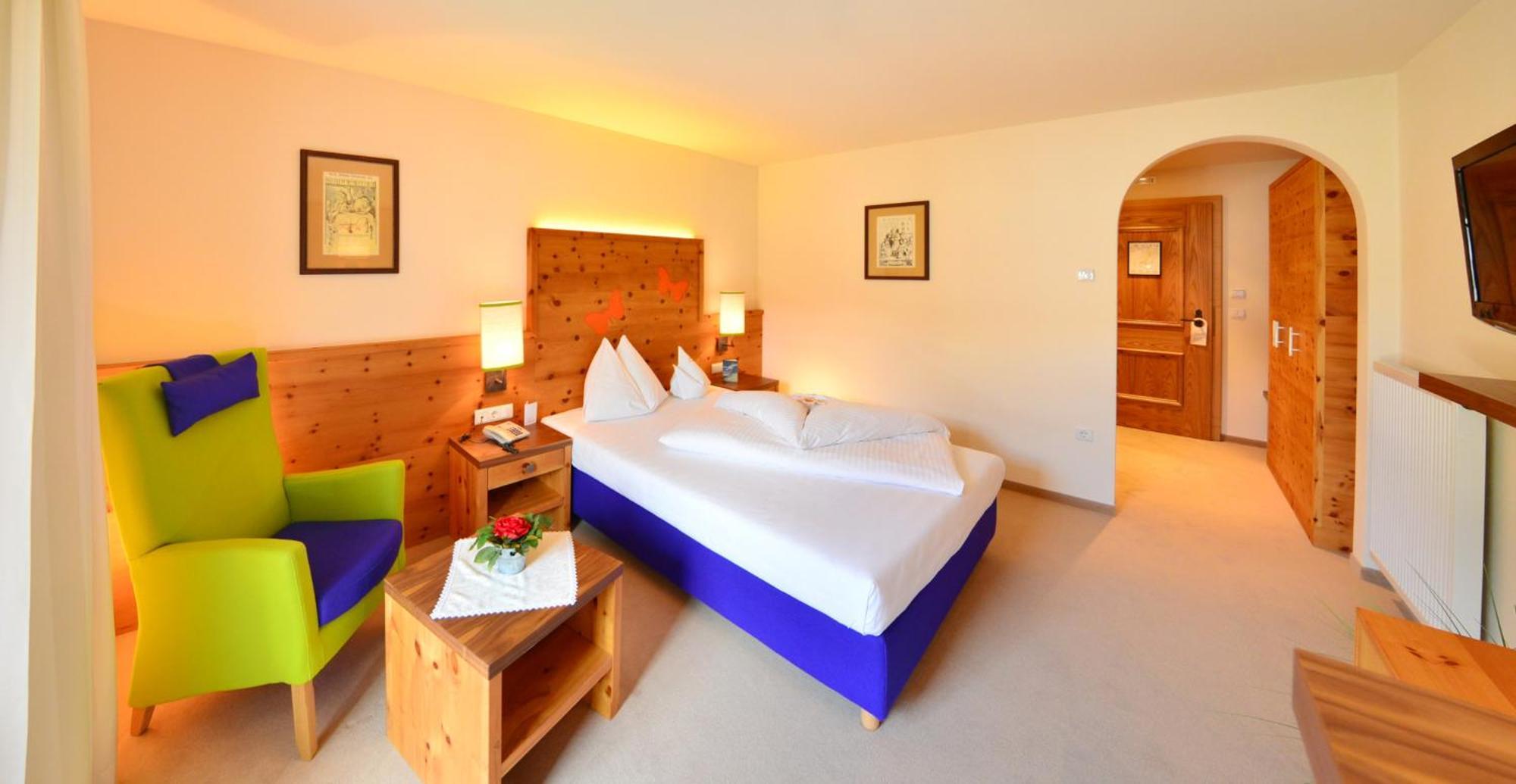 Mirabell Dolomites Hotel - Luxury Ayurveda & Spa Olang Exterior photo